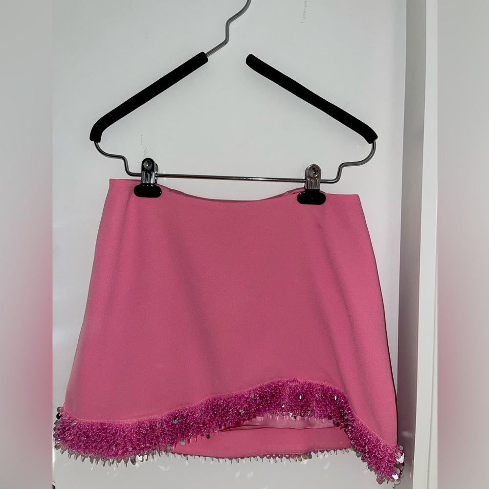 Jonathan Simkhai Dua embellished miniskirt in Taffy! 💞💕 Barbie vibes ✨ 💫.